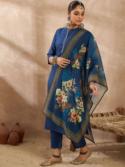 Floral Embroidered Mandarin Collar Kurta With Trousers & Dupatta