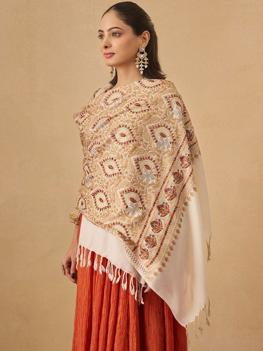 Dhiyona PA Floral Embroidered Thread Work Woollen & Acrylic Shawl