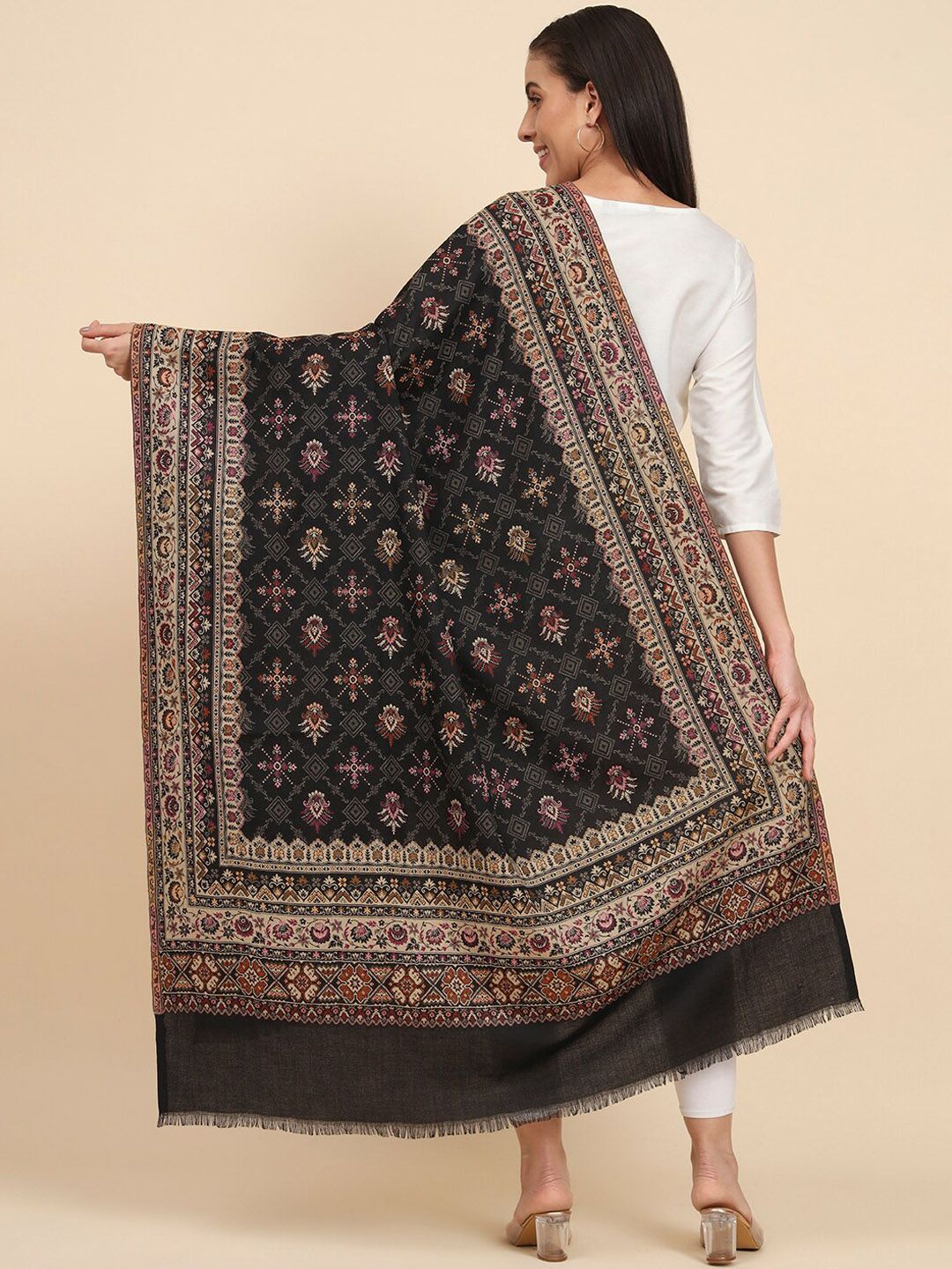 Dhiyona PA Ethnic Motifs Woven Design Shawl