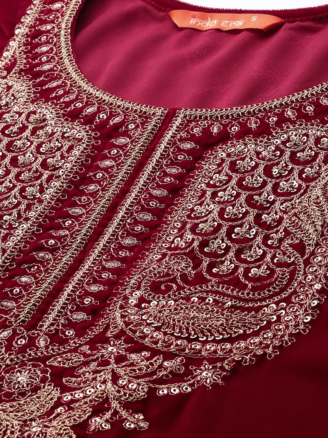 Dhiyona IE Ethnic Motifs Embroidered Zari Velvet Kurta with Trousers & With Dupatta