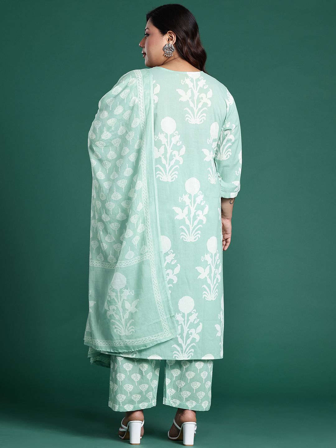 Plus Size Floral Embroidered Mirror Work Pure Cotton Kurta Set