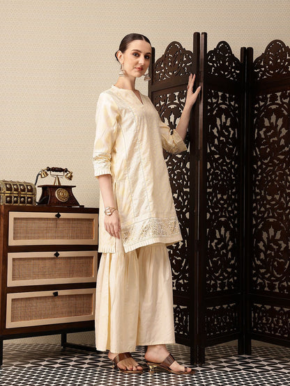 Dhiyona PD Women Indie-Floral Foil Printed Jashn Kurta with Sharara & Dupatta