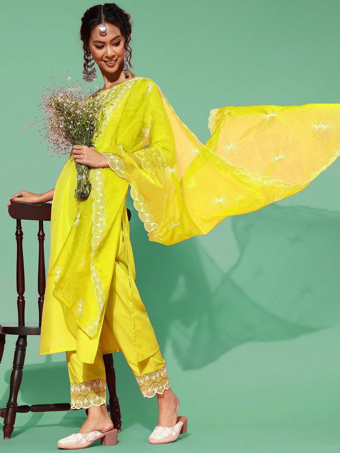 Women Yoke Design Round Neck Kurta With Trousers & Dupatta