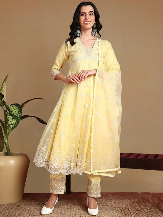 Dhiyona PD Women Women Floral Embroidered Anarkali Kurta Sets