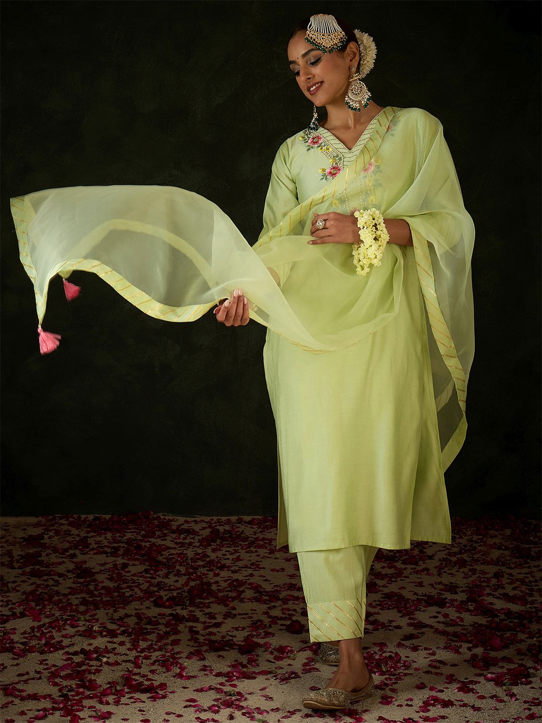 Dhiyona IE Floral Embroidered Stones & Beads Work Kurta With Trousers & Dupatta