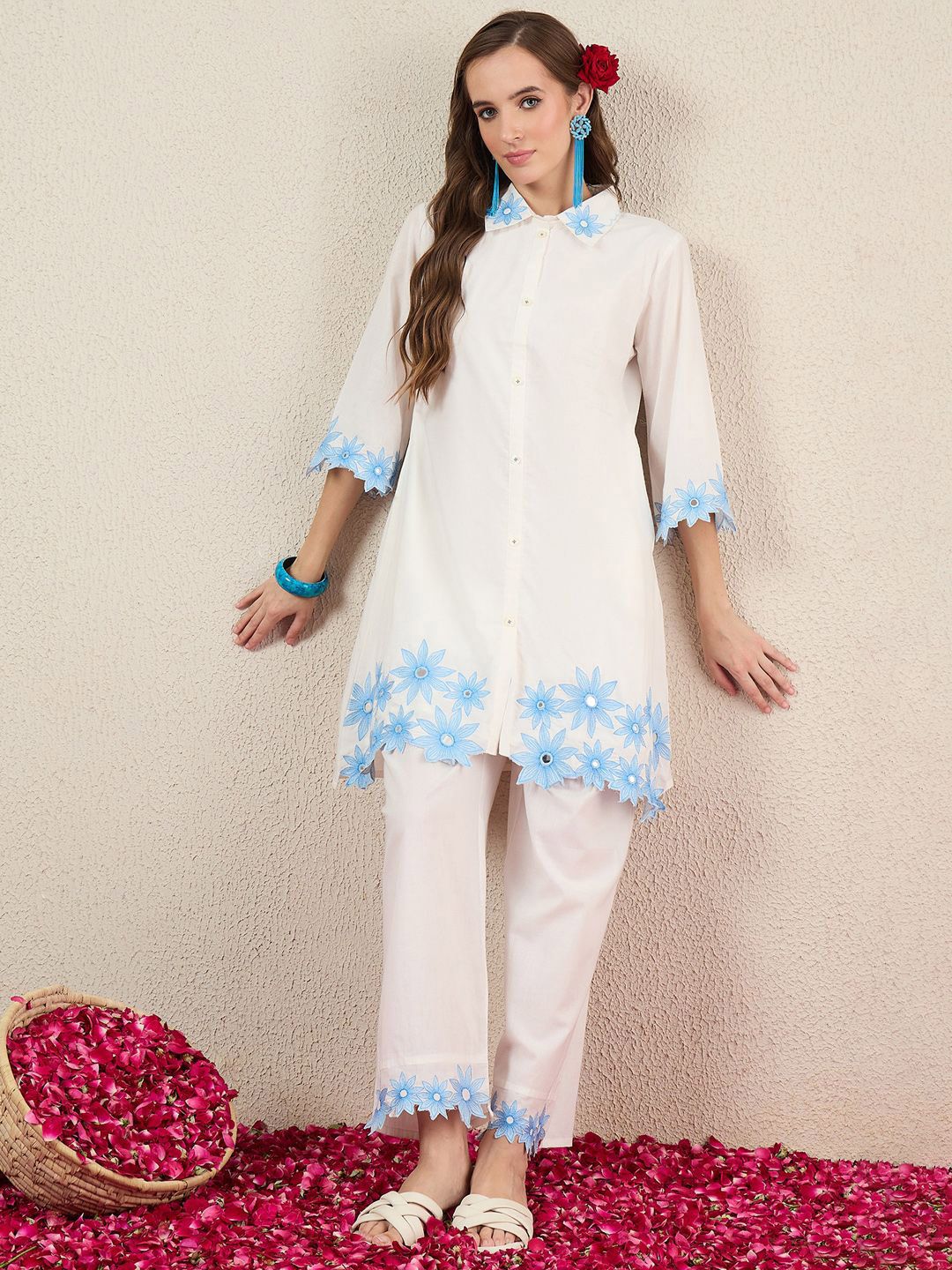 Women Solid Embroidered Cotton Kurta with Palazzos