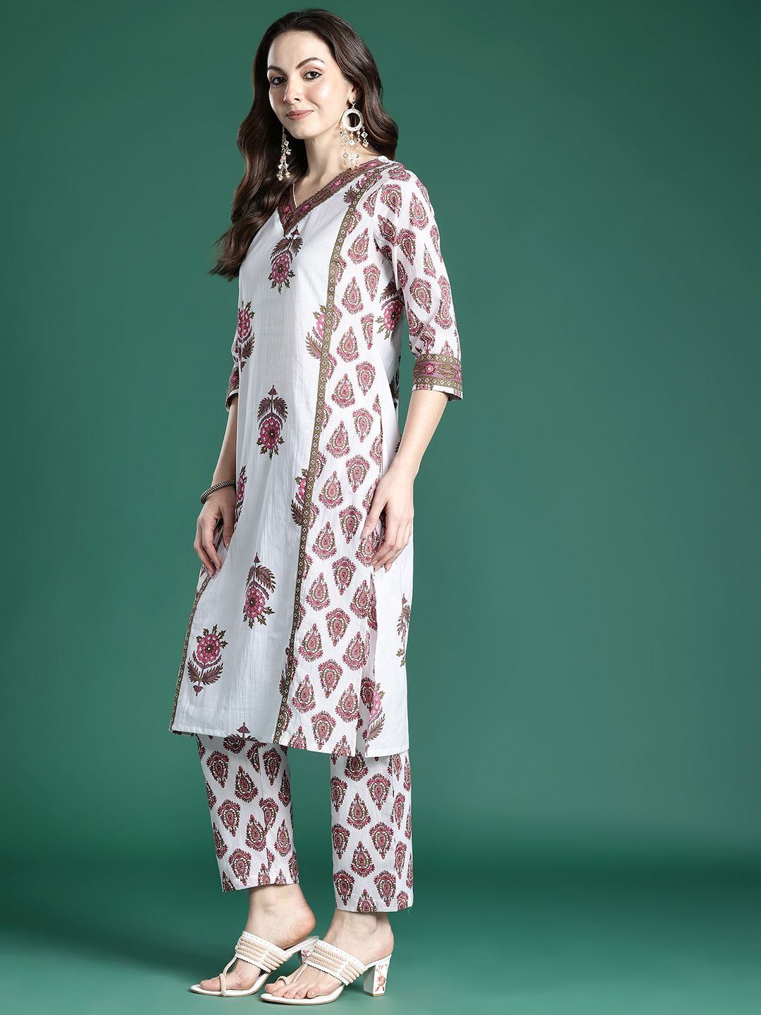 Women Ethnic Motifs Printed Regular Pure Cotton Kurta with Trousers