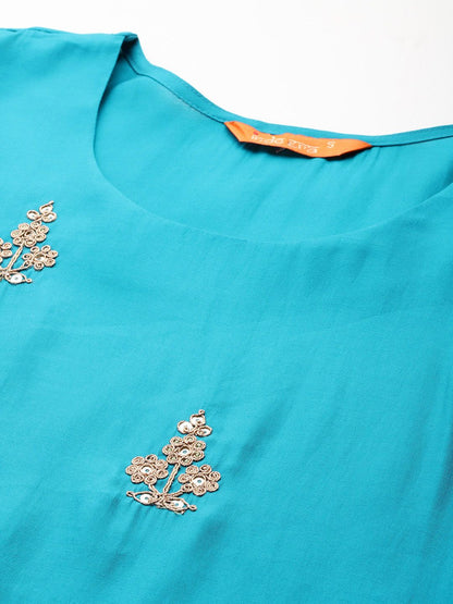 Ethnic Motifs Embroidered Sequinned Kurta With Trousers & Dupatta