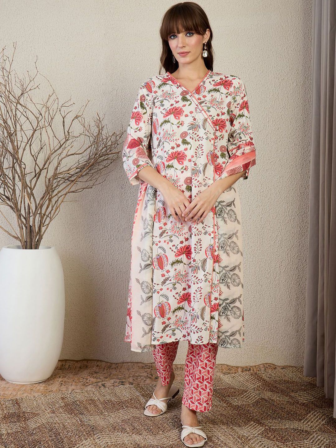 Women Floral Printed Cotton Kurta with Trousers & Dupatta