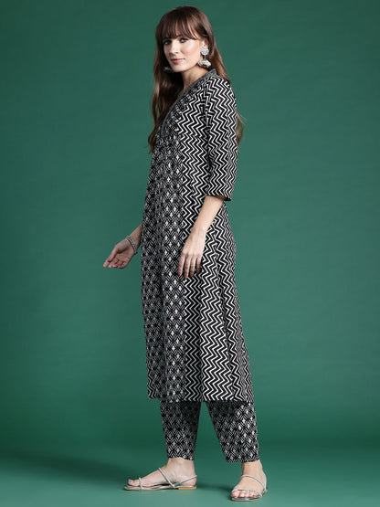 Printed Panelled Pure Cotton Kurta with Trousers