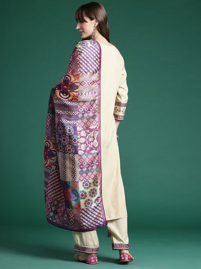 Ethnic Motifs Embroidered Thread Work Kurta with Trousers & With Dupatta