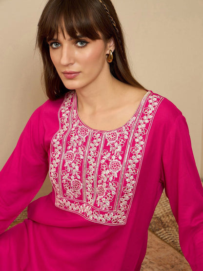 Dhiyona IE Ethnic Motifs Embroidered Round Neck Thread Work Straight Kurta