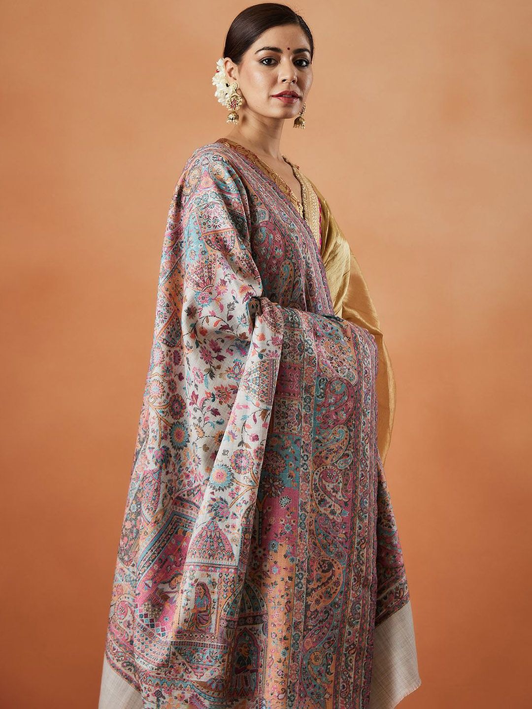 Dhiyona PA Chandrika Kaani Floral Woven Design Shawl
