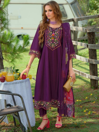 Floral Yoke Design Tie-Up Neck Thread Work A-Line Kurta & Trousers With Dupatta