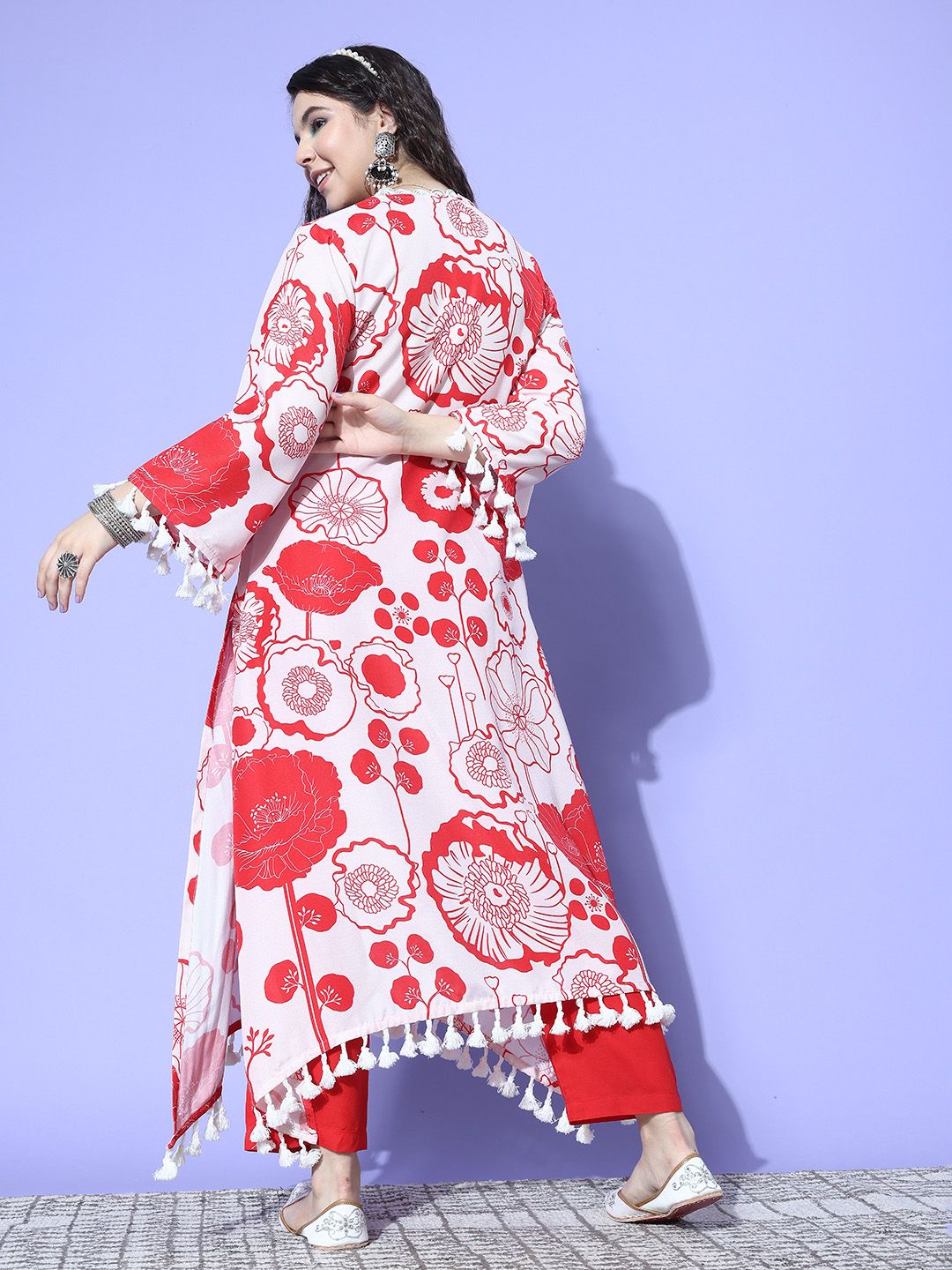 Dhiyona VA Women'sWinter Floral Printed V-Neck A-Line Woolen Kurta Set with Tesselled Hem
