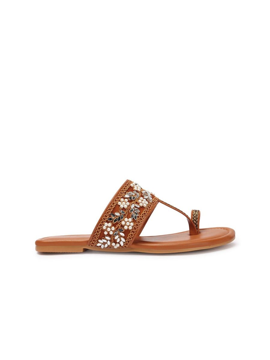 Dhiyona AK Floral Embellished Embroidered Open One Toe Flats