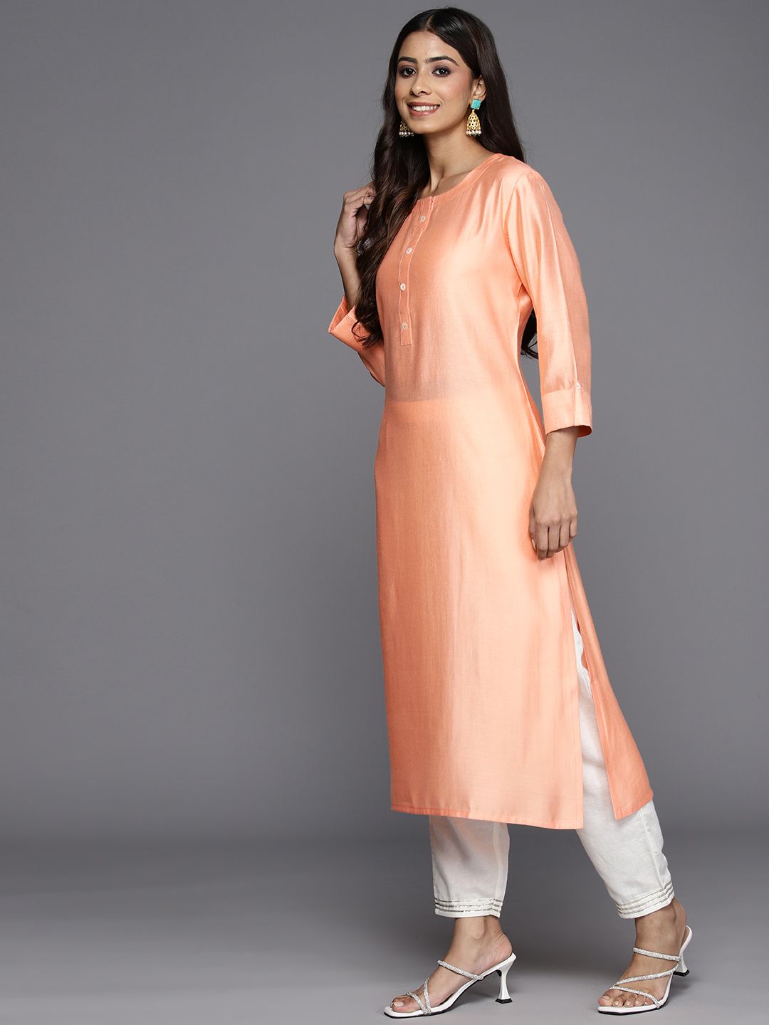 Dhiyona IE Women Striped Liva Kurta