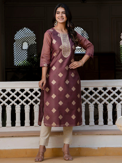 Dhiyona VV Women's Embroidered Silk Blend Straight Kurta