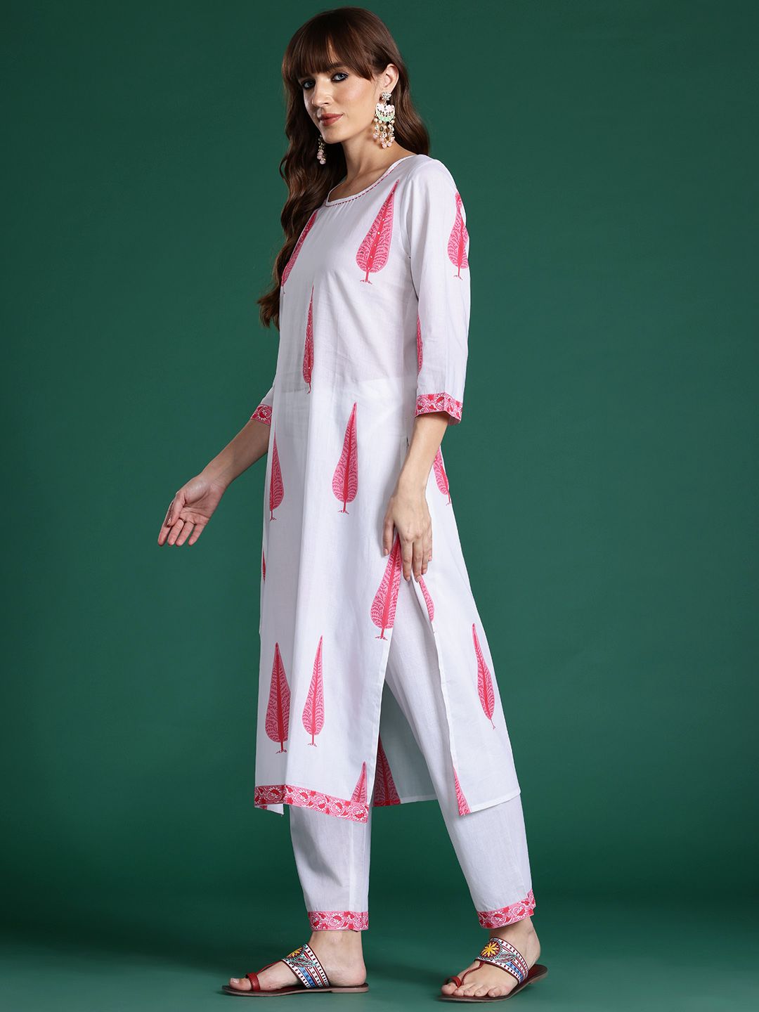 Floral Printed Sequinned Pure Cotton Kurta with Trousers & With Dupatta