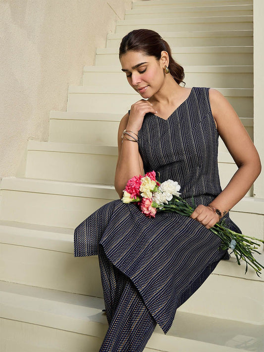 Dhiyona IE Striped Regular Pure Cotton Kurta With Trousers