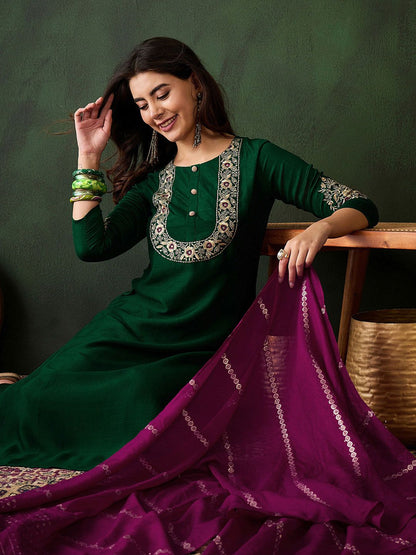 Dhiyona SN Women's Floral Embroidered Thread Work Straight Kurta With Trousers & Dupatta