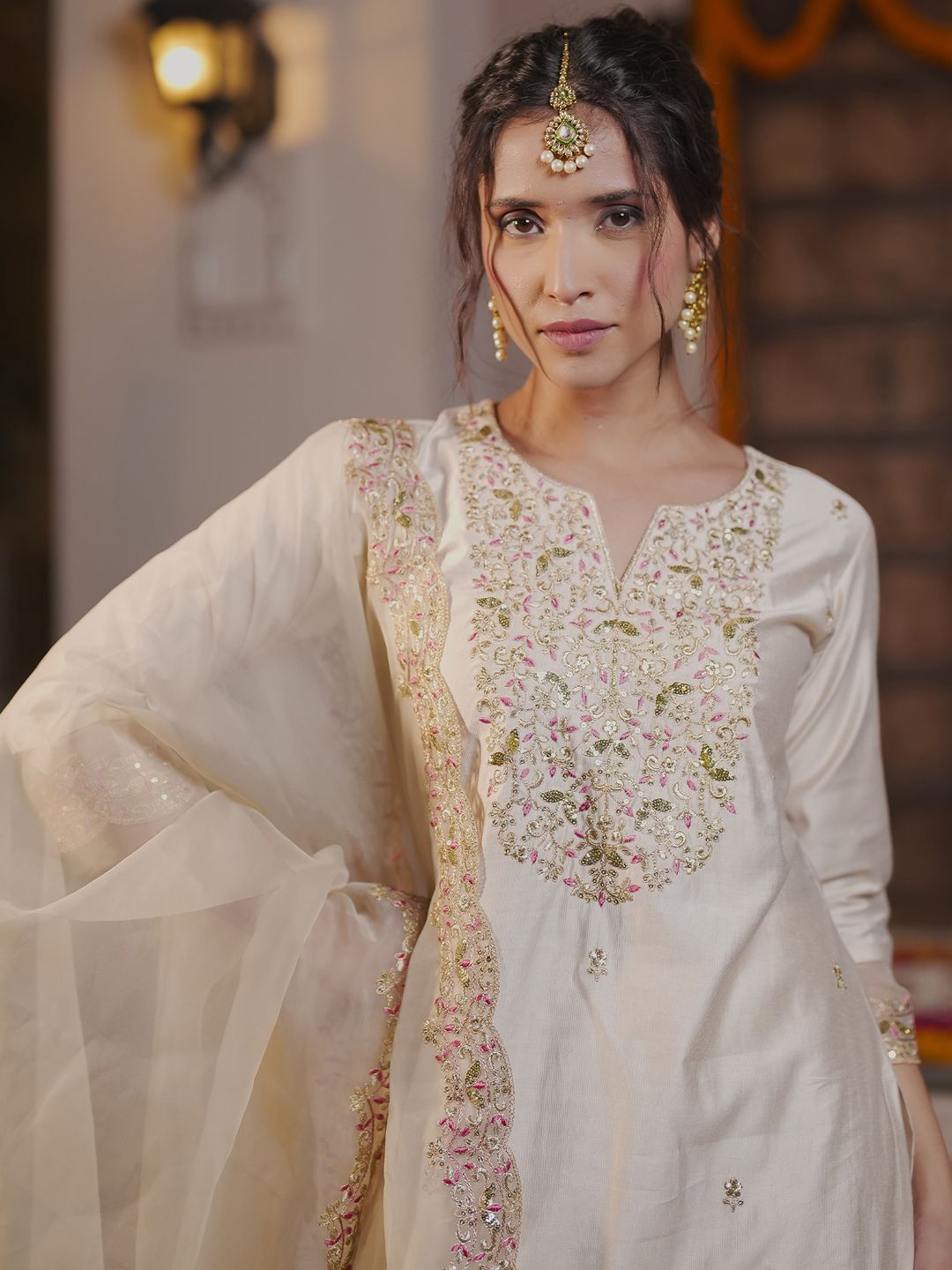 Dhiyona IE Floral Embroidered Liva Kurta with Trousers & Dupatta