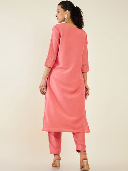 Dhiyona SO Women's Floral Embroidered Beads and Stones Kurta with Trousers