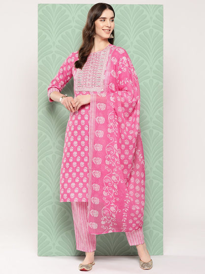 Dhiyona IE Women Floral Printed Regular Gotta Patti Cotton Kurta with Trousers & Dupatta