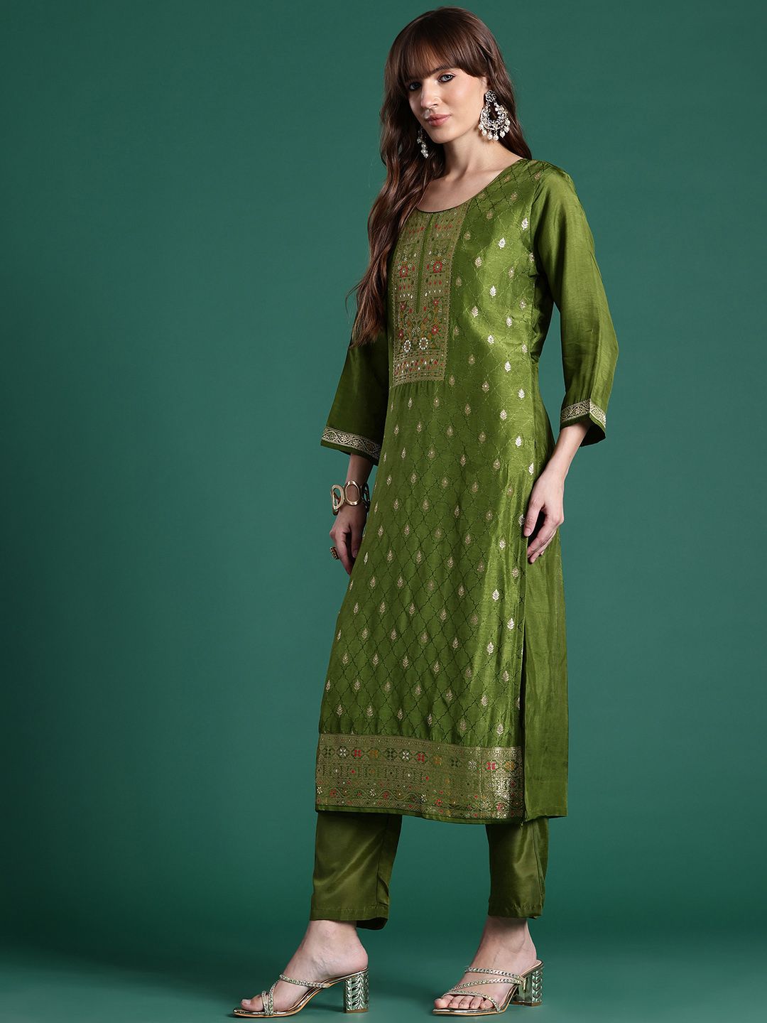 Dhiyona IE Ethnic Motifs Kurta with Trousers & Dupatta