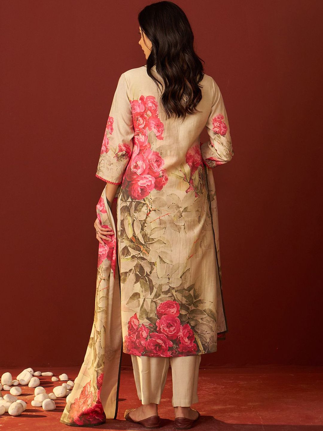 Dhiyona IE Floral Printed Notch-Neck Straight Kurta With Trousers And Dupatta