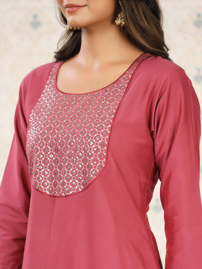 Dhiyona OD  Ethnic Motifs Foil Printed Sequined Straight Kurta with Trousers