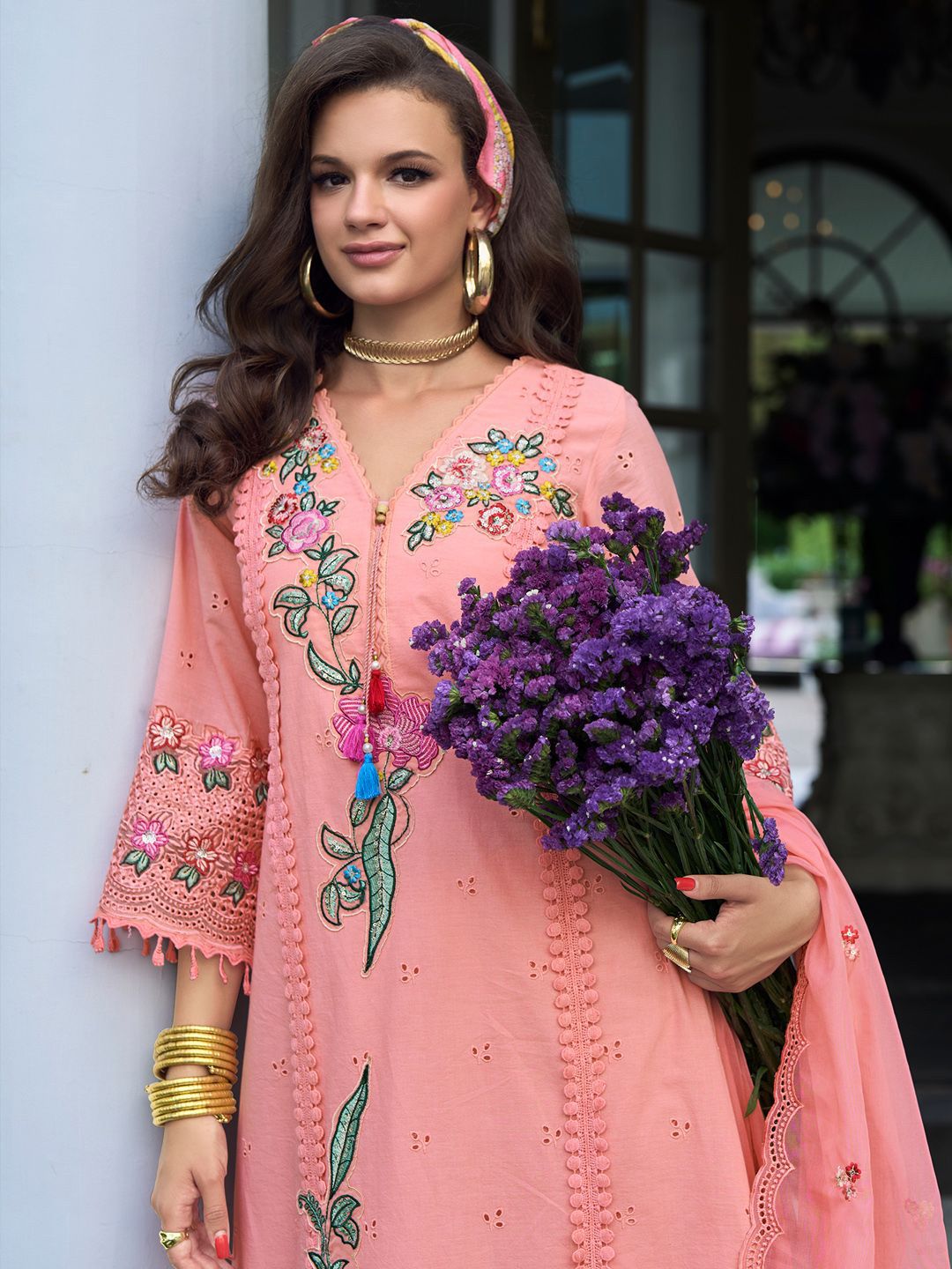 Dhiyona IE Women Floral Embroidered Regular Sequinned Pure Cotton Kurta with Trousers & With Dupatta