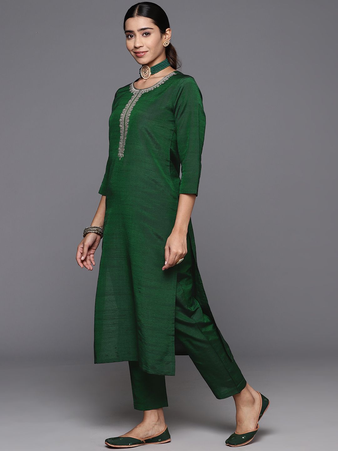 Dhiyona VA Women's Ethnic Motifs Embroidered Regular Kurta with Trousers & Dupatta