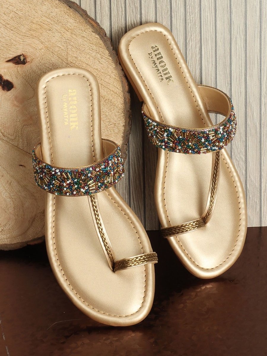 Dhiyona AK Embellished One Toe Flats