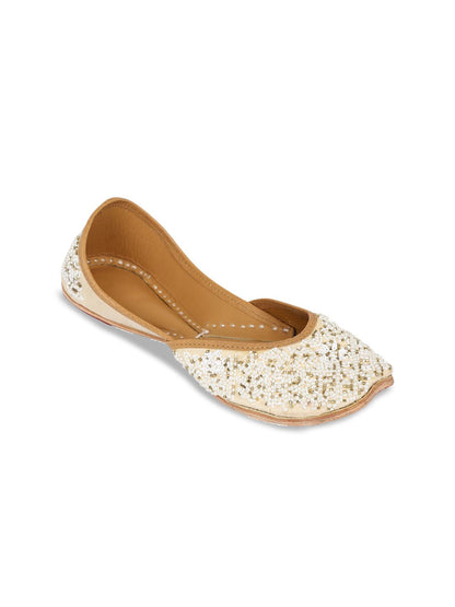 Dhiyona HOP Square Toe Ethnic Embellished Fabric Mojaris