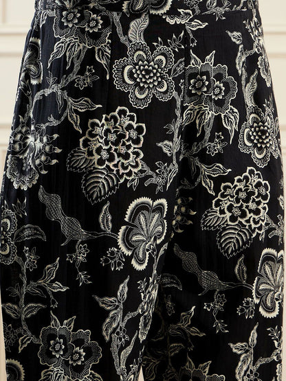 Dhiyona IE Women Floral Printed Regular Pure Cotton Kurta with Trousers