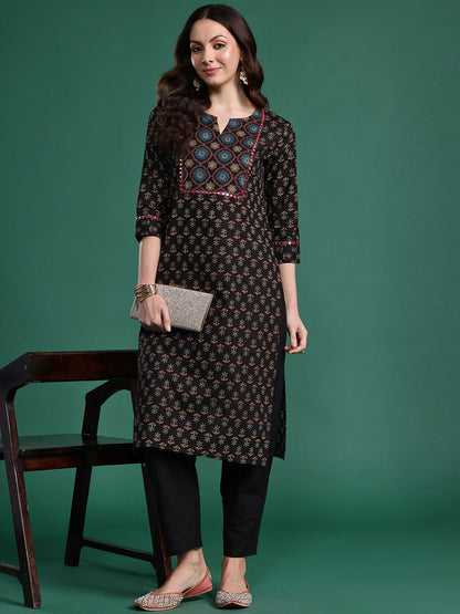 Dhiyona IE Women Floral Printed Mirror Work Pure Cotton Kurta