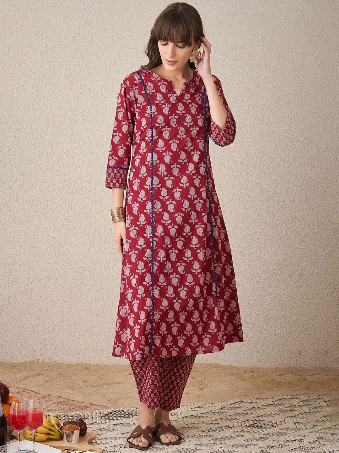 Dhiyona IE Paisley Printed Pure Cotton Notch Neck Straight Tunic And Trousers