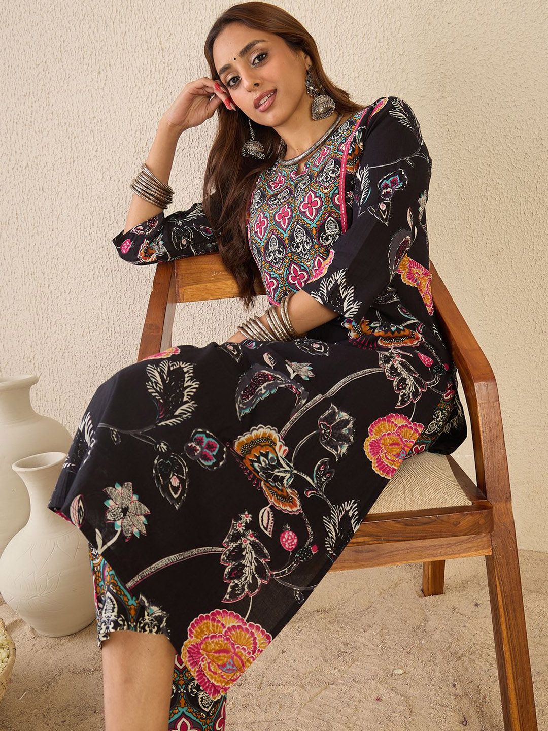 Floral Printed Notch Neck Pure Cotton Straight Kurta With Trousers