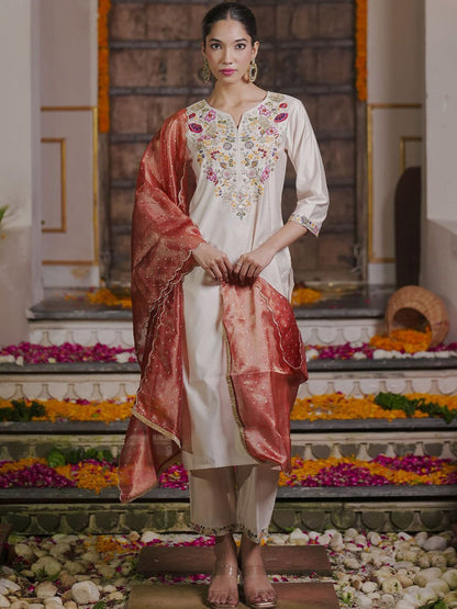 Dhiyona IE Floral Embroidered Thread Work Liva Kurta With Trousers & Dupatta