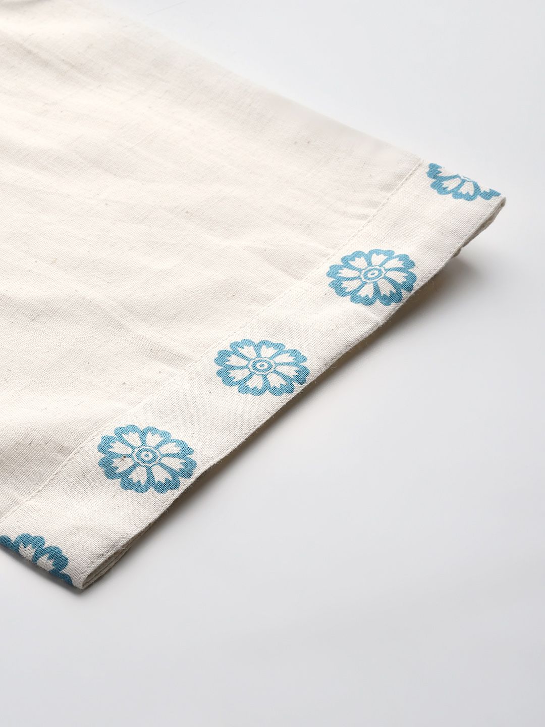 Women Floral Printed Regular Kurti with Trousers