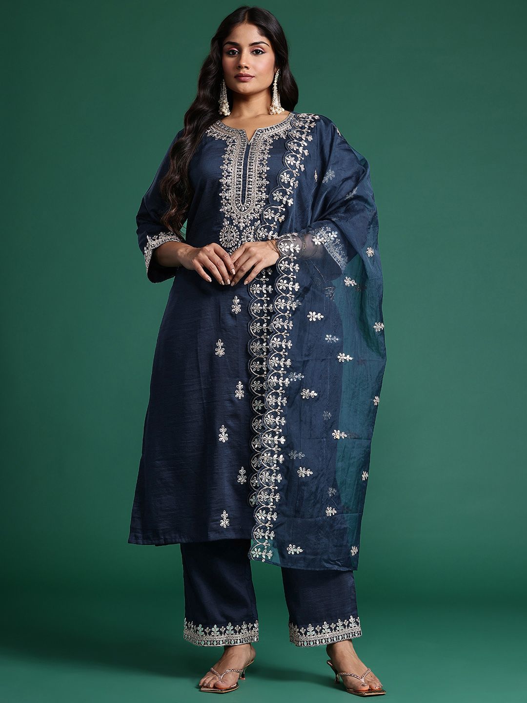 Dhiyona IE Ethnic Motifs Embroidered Kurta with Trousers & Dupatta
