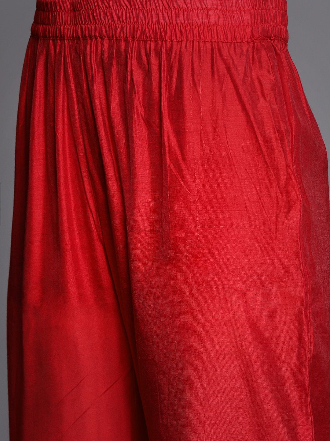 Dhiyona VA Women's Red Floral Embroidered Kurta with Trousers & With Dupatta
