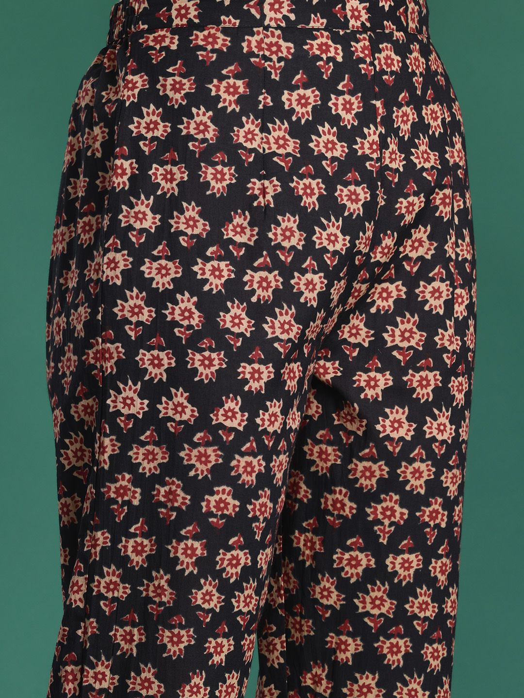 Dhiyona IE Floral Printed Sequinned Pure Cotton Kurta With Trousers & Dupatta