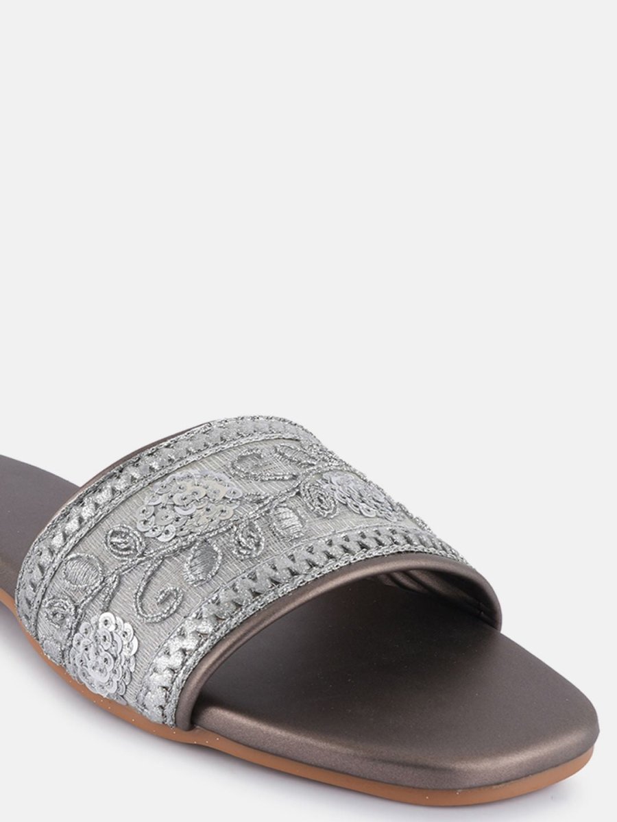 Dhiyona AK Grey Embellished Open Toe Ethnic Flats