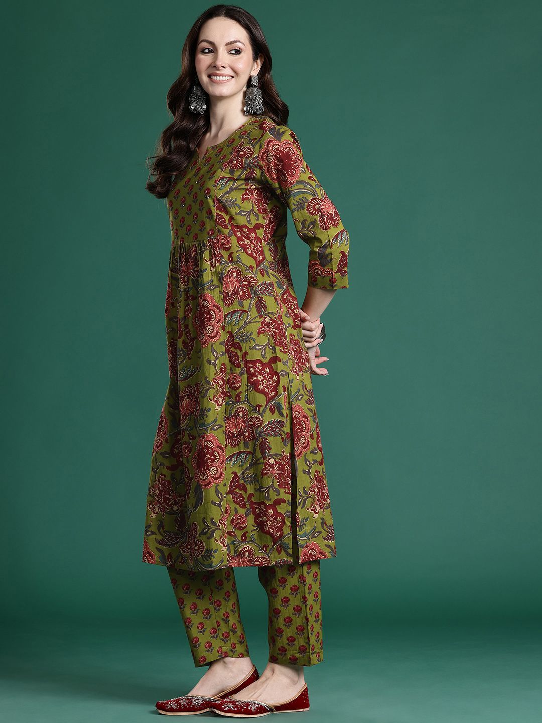 Floral Printed Pleated Sequinned Pure Cotton Kurta with Trousers
