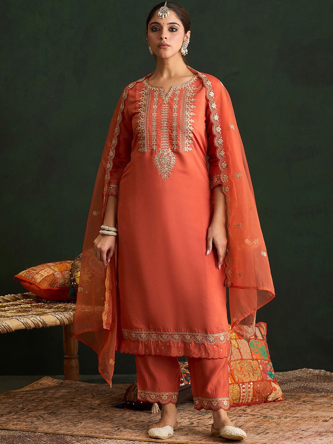 Dhiyona IE Women Ethnic Motifs Embroidered Regular Gotta Patti Kurta with Trousers & With Dupatta
