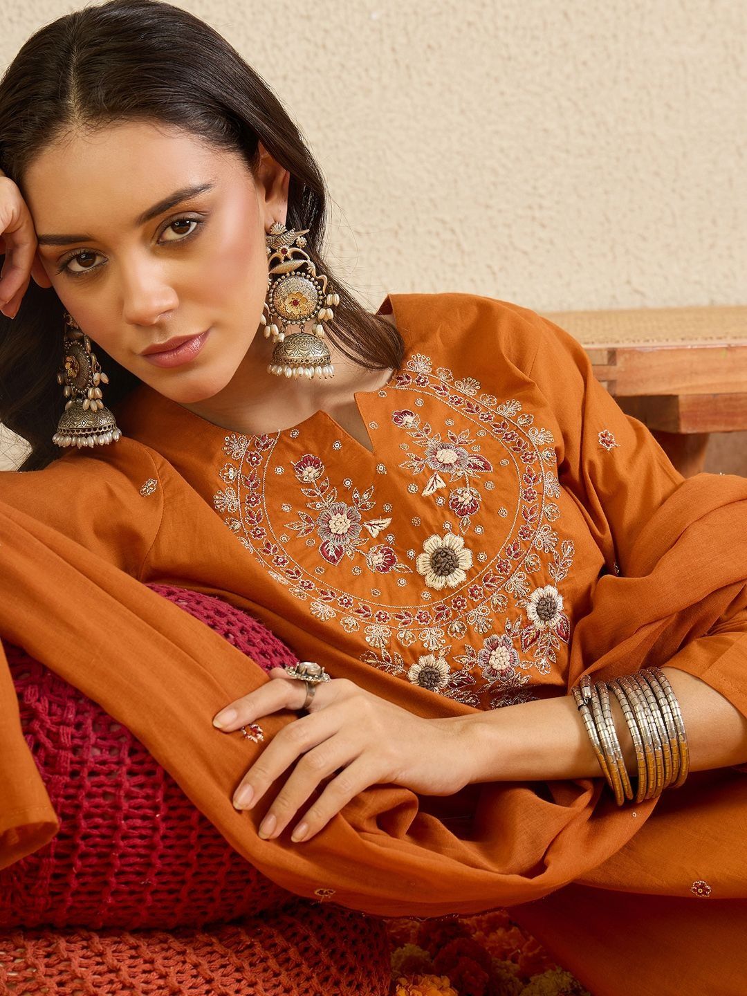 Women Ethnic Motifs Embroidered Regular Thread Work Pure Cotton Kurta with Trousers & With Dupatta