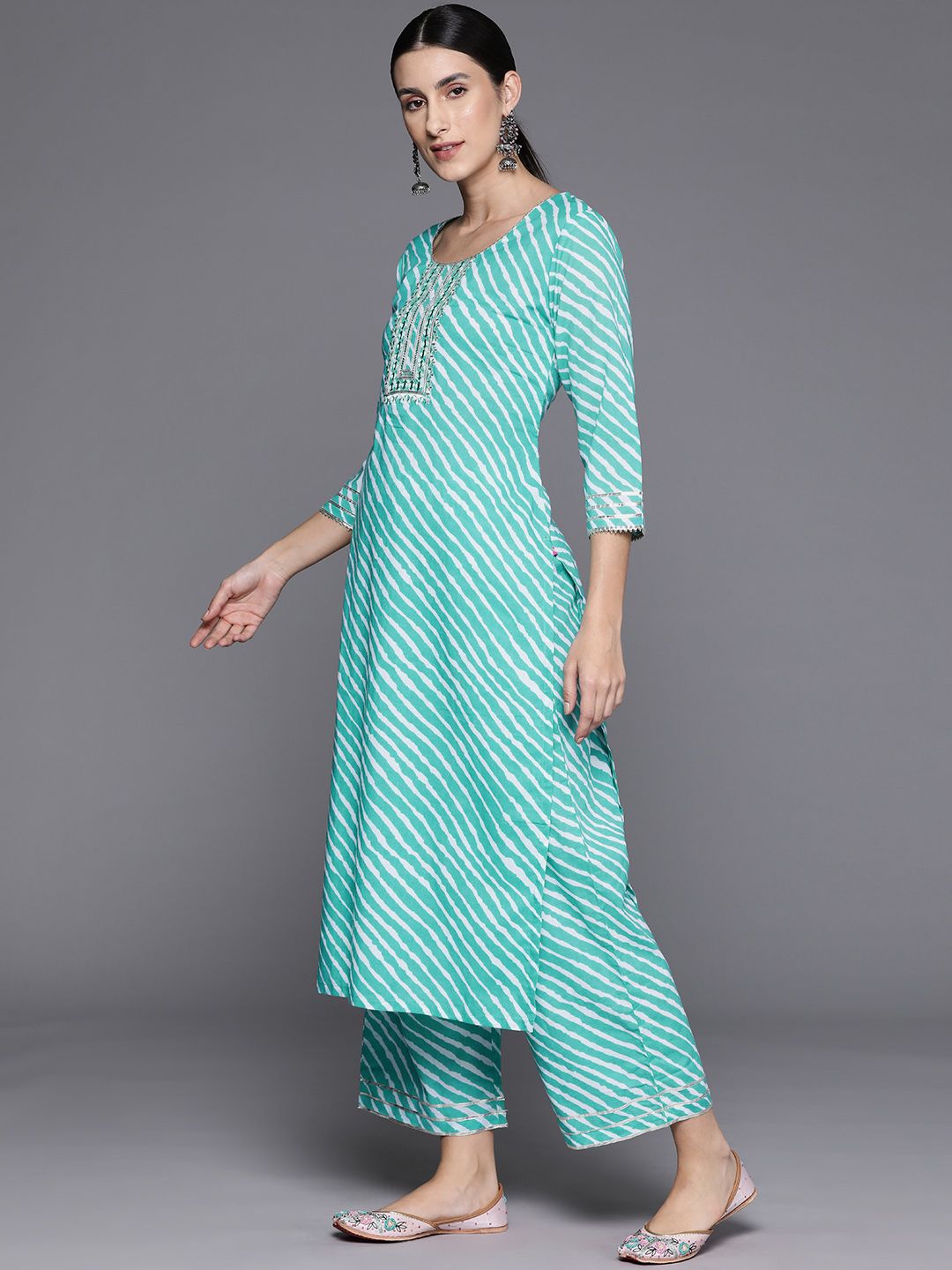 Dhiyona VA Women's Leheriya Striped Regular Gotta Patti Cotton Kurta with Trousers & Dupatta