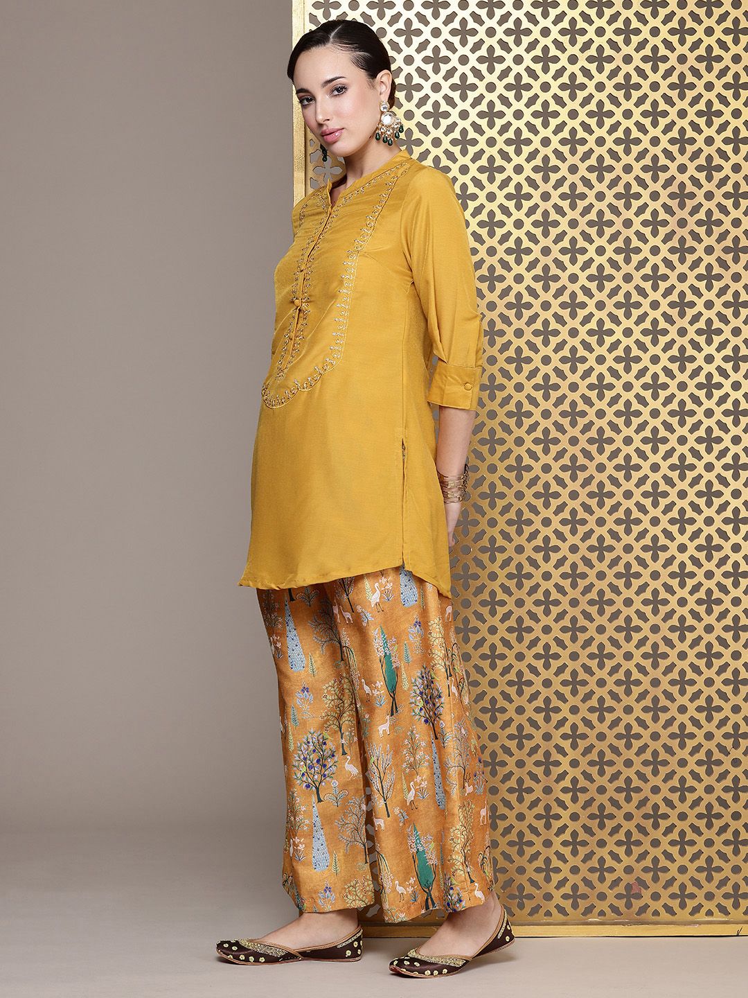 Dhiyona PD Women Women Floral Embroidered Regular Jashn Kurti With Palazzos & Dupatta